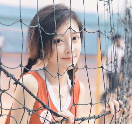 娱乐圈吃瓜的直播主播,直播主播带你吃瓜现场